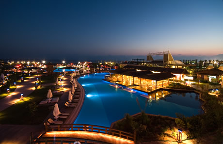 Hotel di lusso con piscina in antalya foto